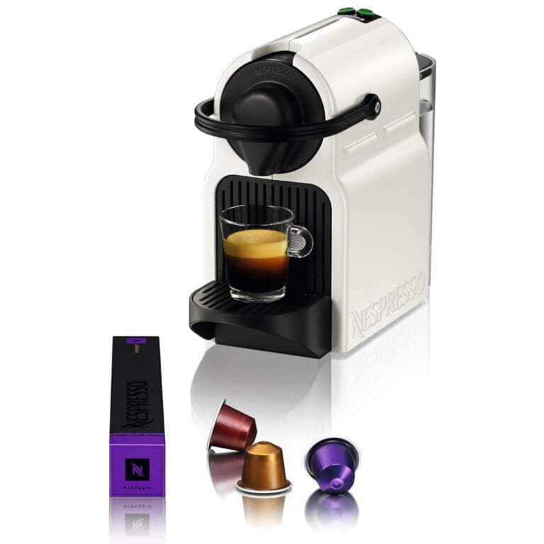 Machine à café Nespresso Inissia blanche avec système expresso 19 bars